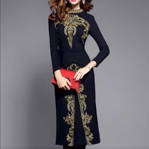NWT Ornate Gold and Black Long Sleeve Dress